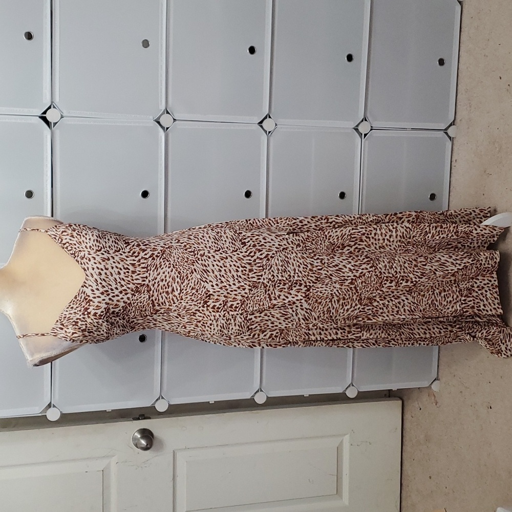 Jessica Simpson maxi dress size small